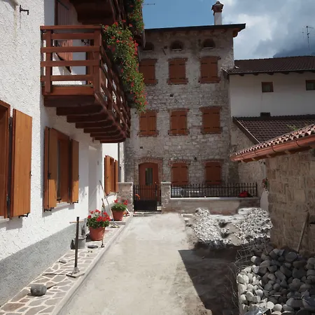Apartamento Diffuso Valcellina E Val Vajont In Cimolais