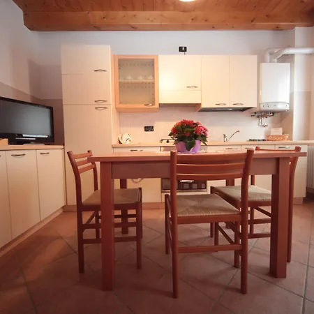 公寓 Diffuso Valcellina E Val Vajont In Cimolais *